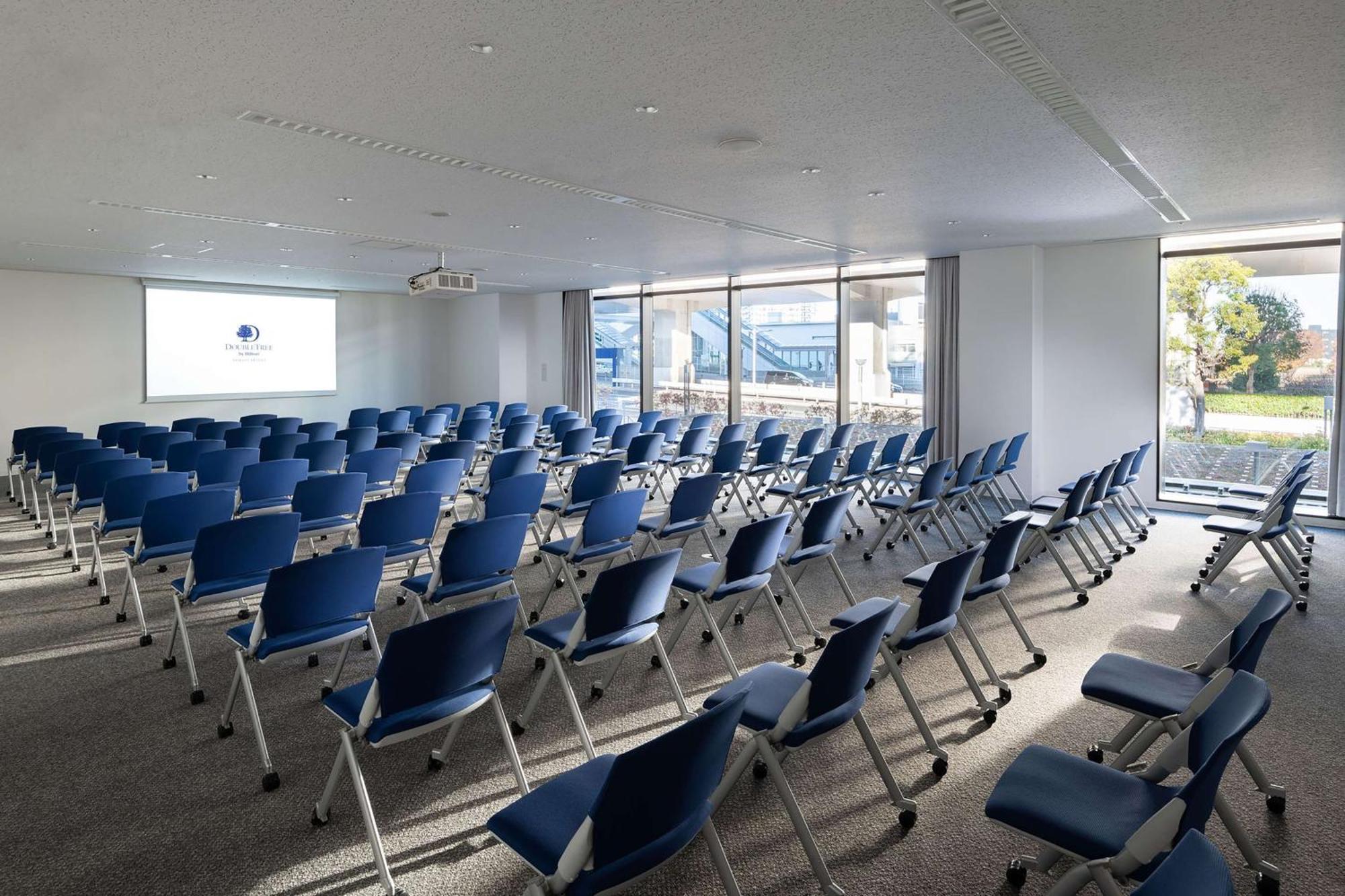 Hotel Doubletree By Hilton Tokyo Ariake Esterno foto