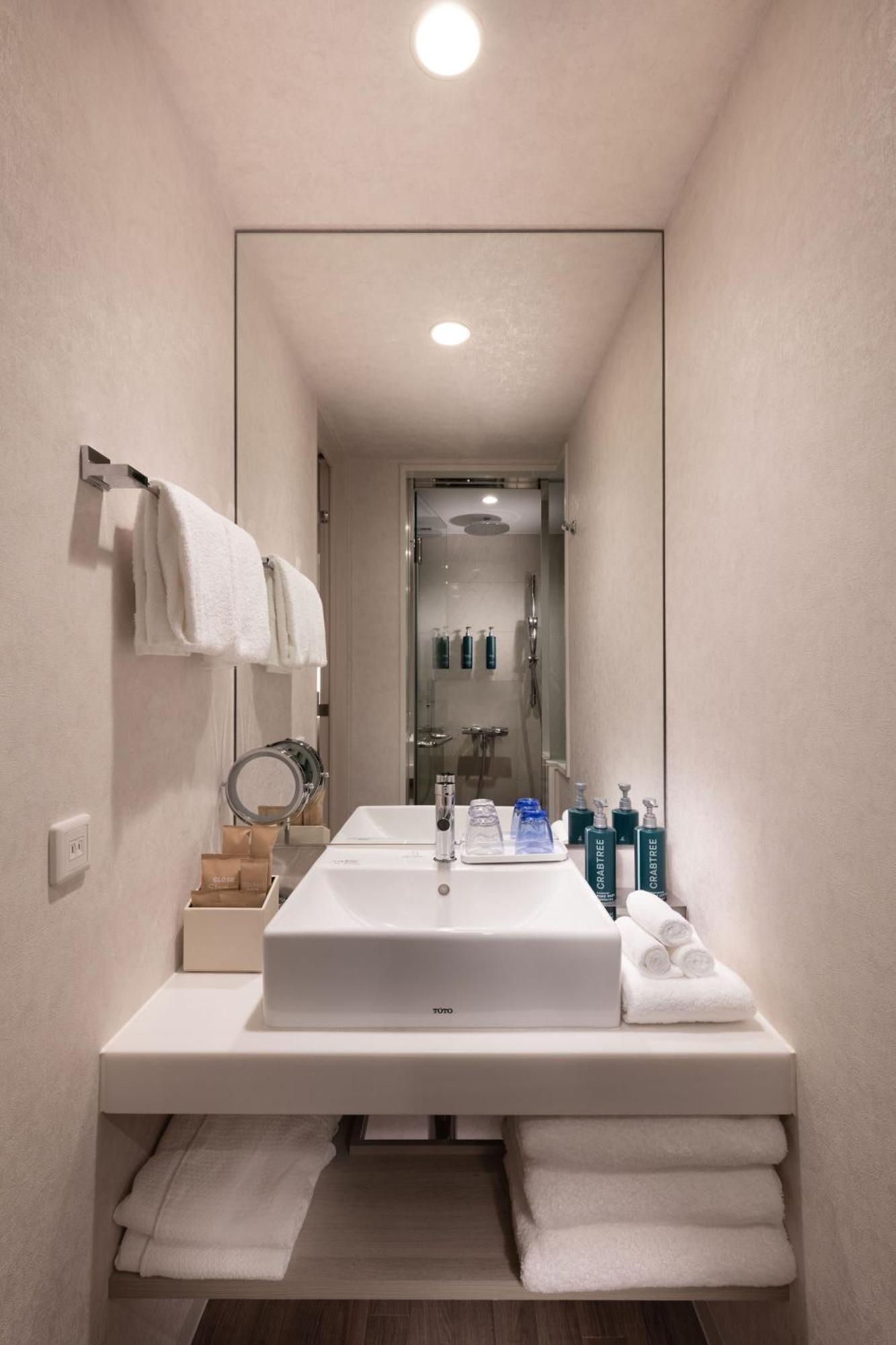 Hotel Doubletree By Hilton Tokyo Ariake Esterno foto